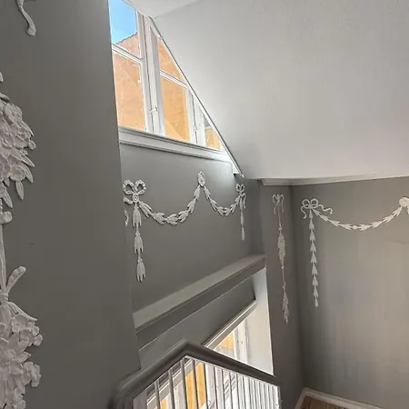 Apartmentincopenhagen 1700 *